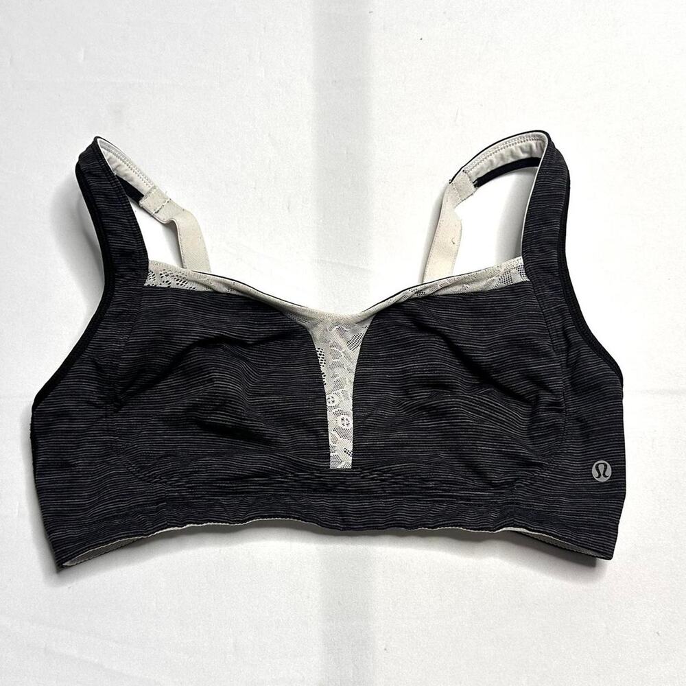 Lululemon Ta Ta Tanner II Adjustable Bra Size 6